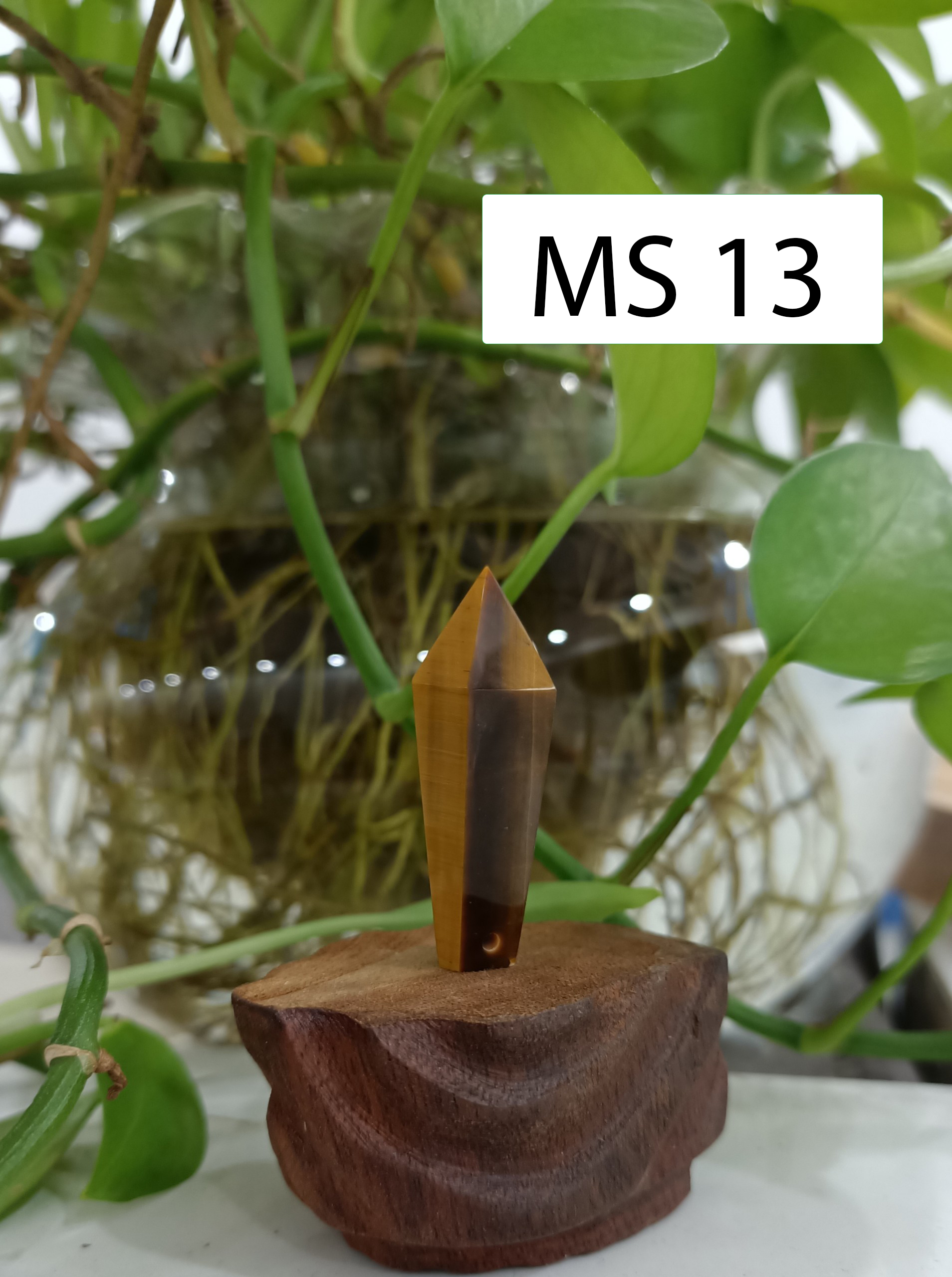 Đá mắt hổ MS13